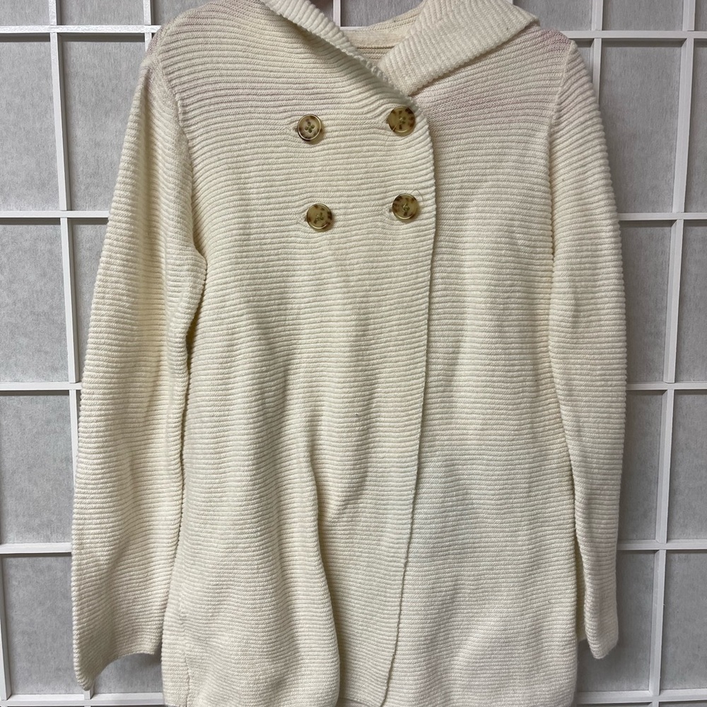 Size 5 girls cream lightweight sweater